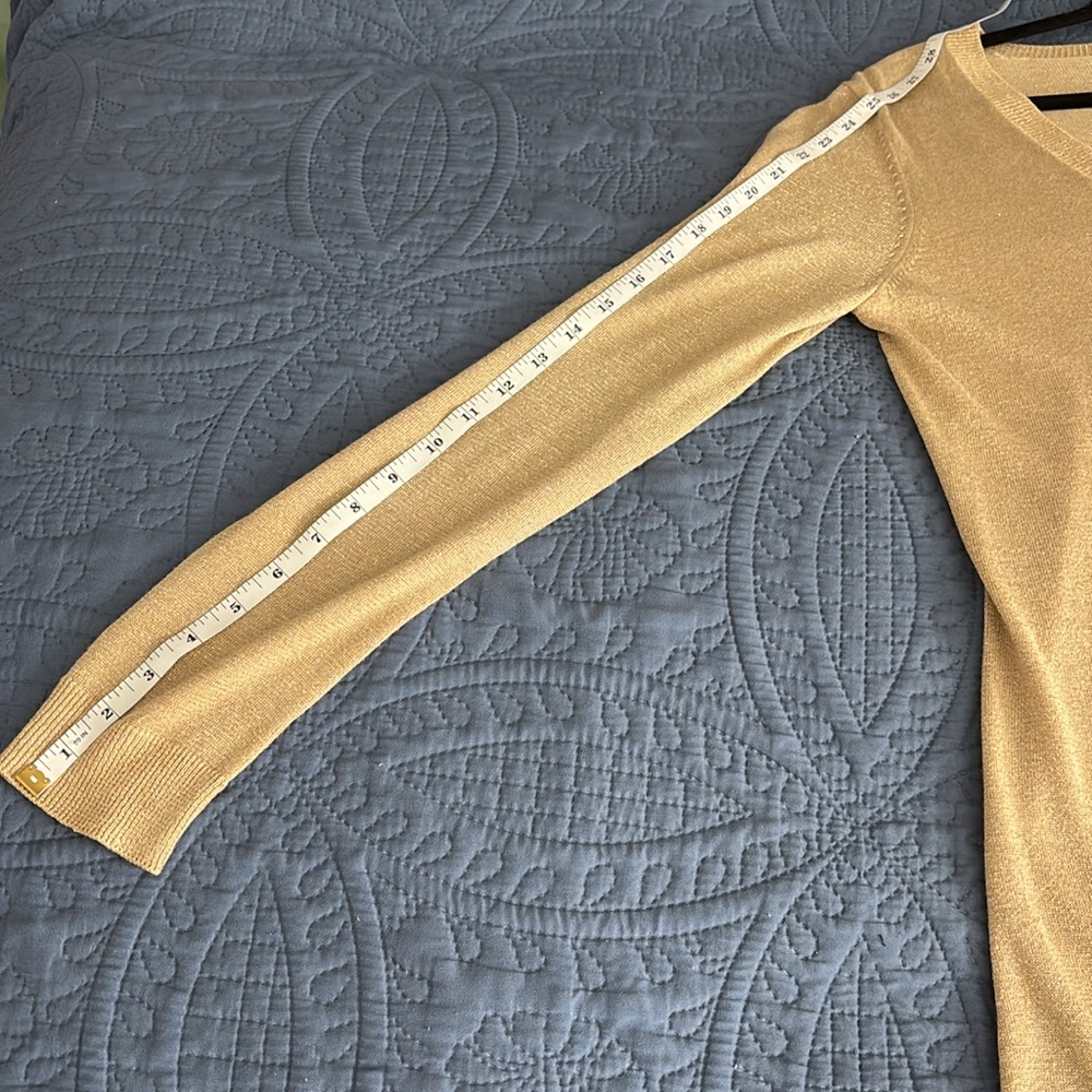 NWT Rafaella Women’s Gold Metallic V-Neck Sweater – Size Large - Picture 10 of 12